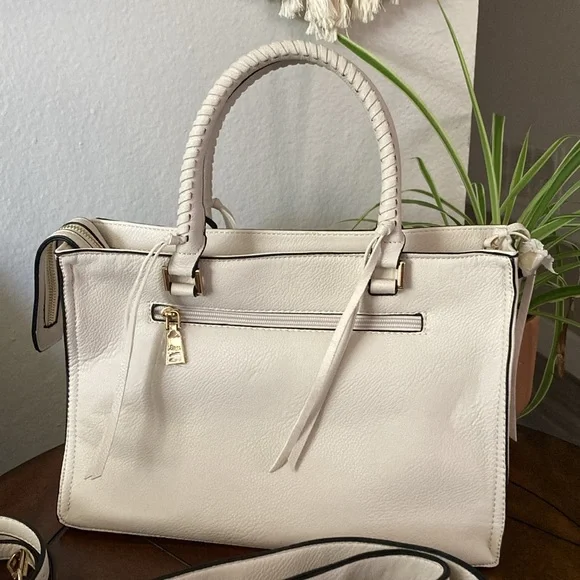 G. H. Bass & Company Leather Cream Satchel Handbag NWT - Picture 5 of 11